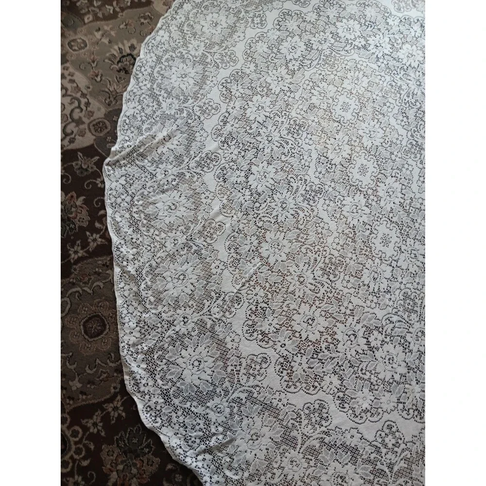 Vintage Oval Lace Tablecloth 63 X 86 Granny core, cottage core #3